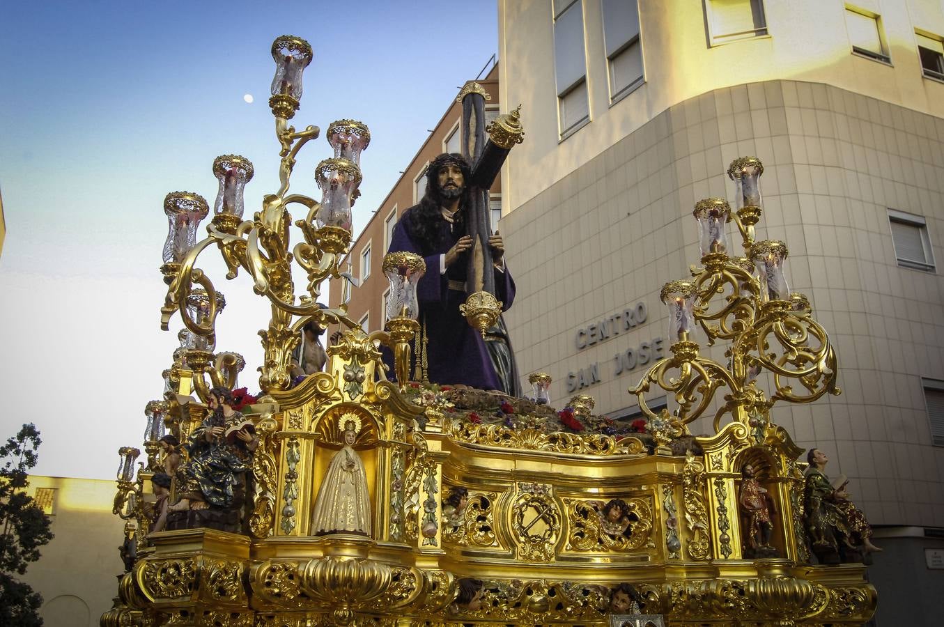 Procesión de La Caída