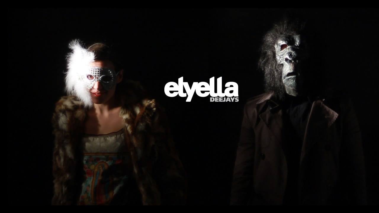 Los componentes de 'Elyella Dj's'.