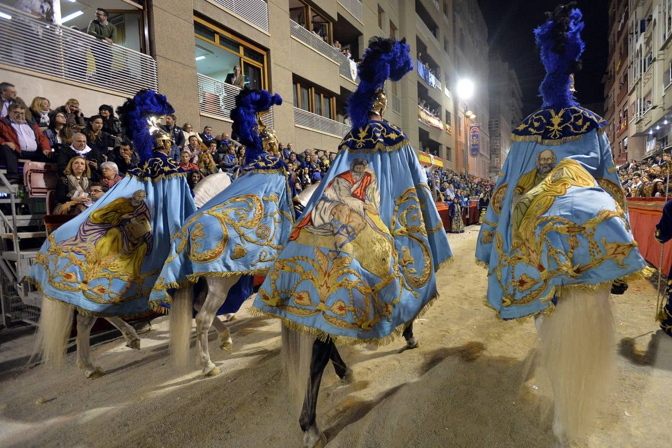 Fulgor blanco y azul en Lorca