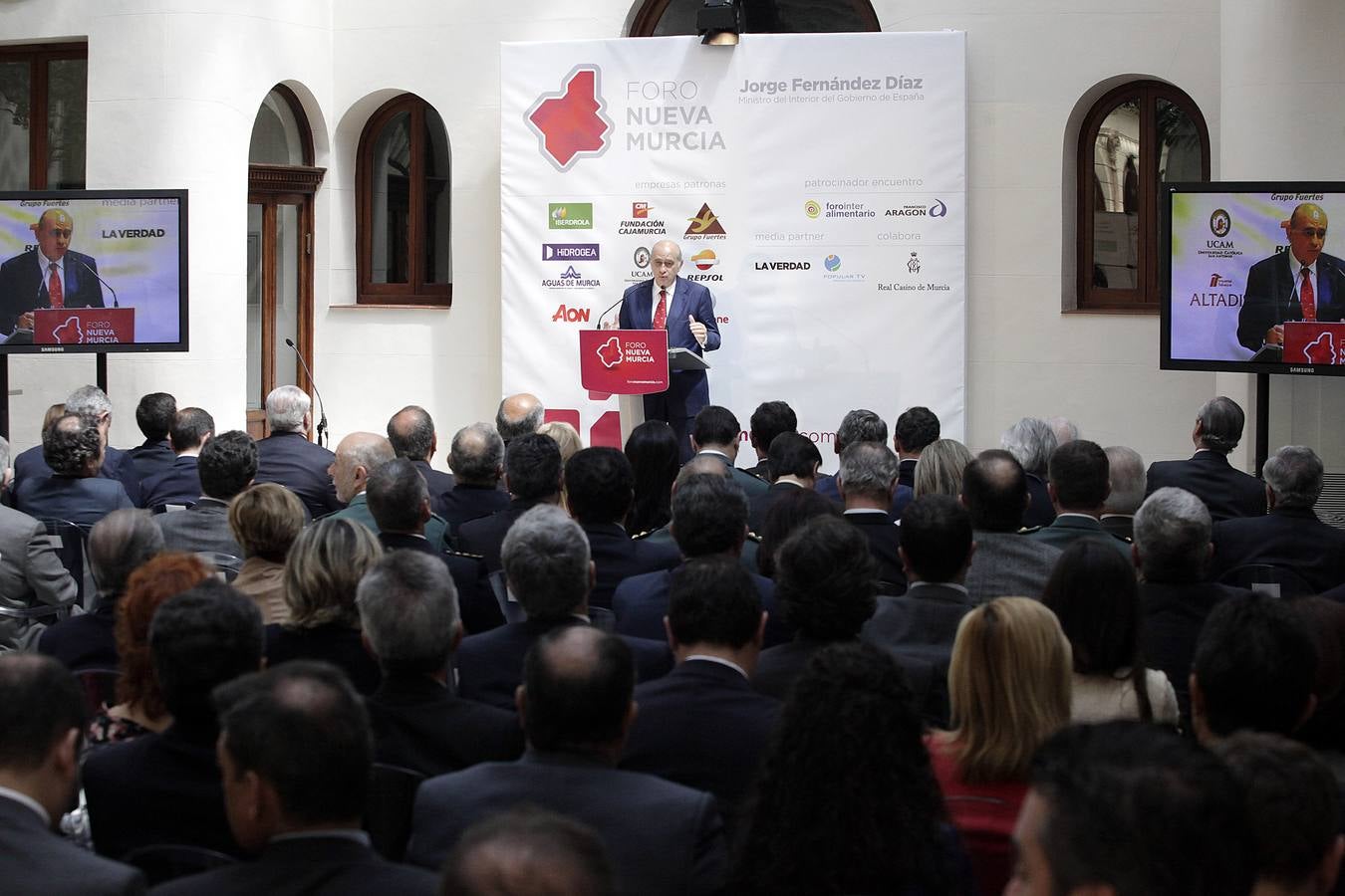 Díaz en el Foro Nueva Murcia