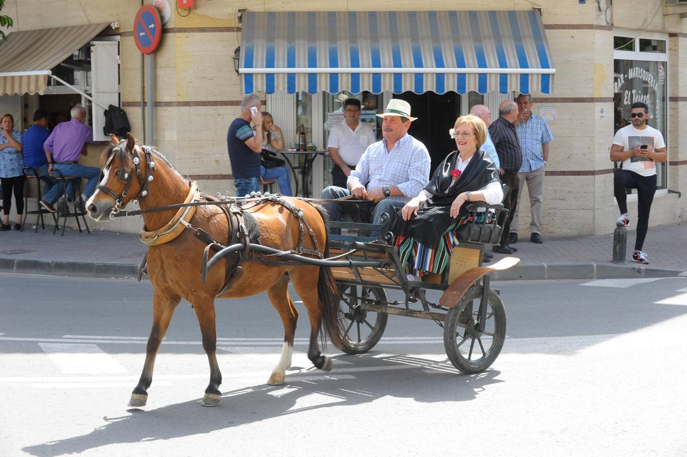 Desfile huertano y paellas en el Día del Vecino de Alquerías