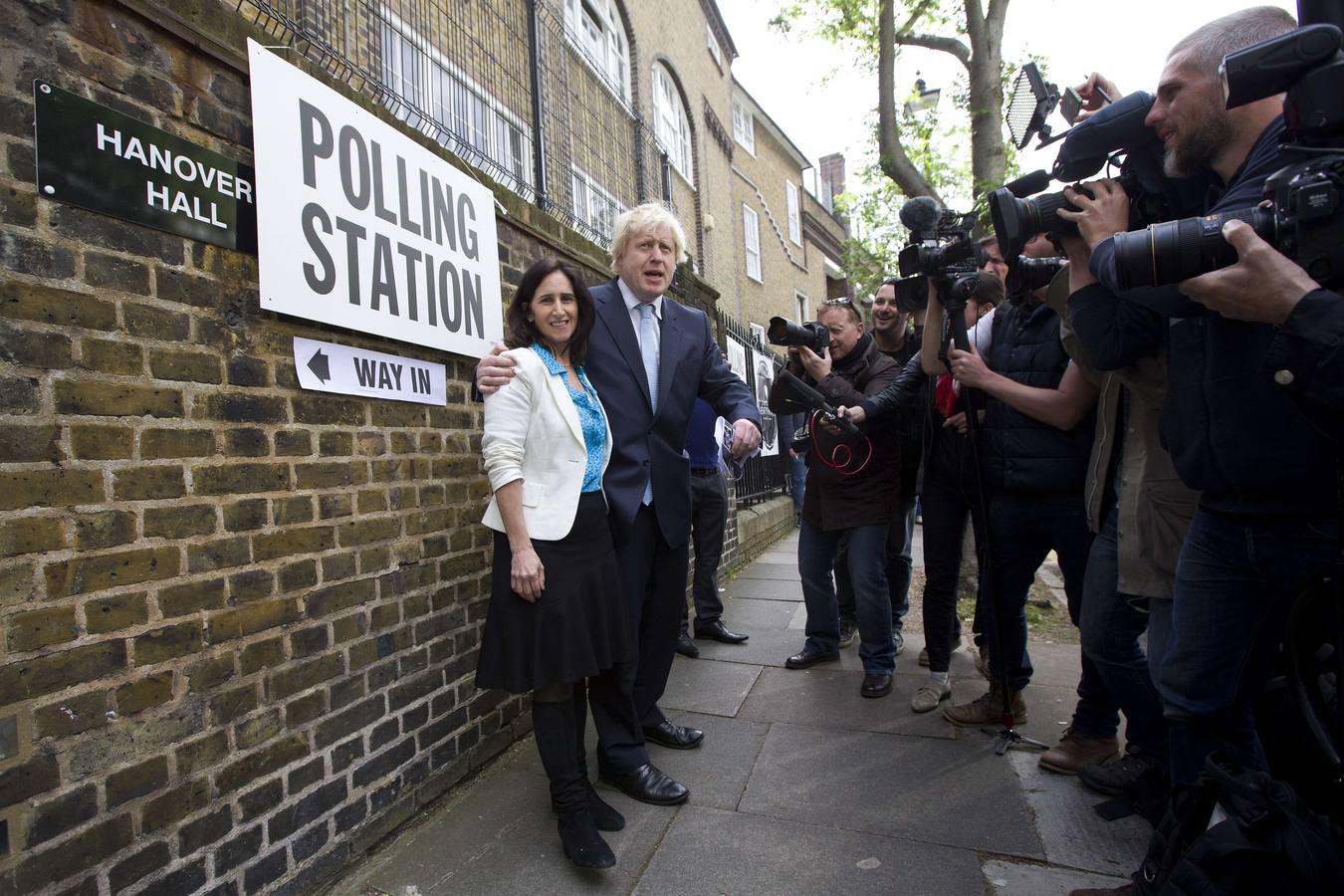 El alcalde de Londres Boris Johnson, junto a su esposa Marina Wheeler.