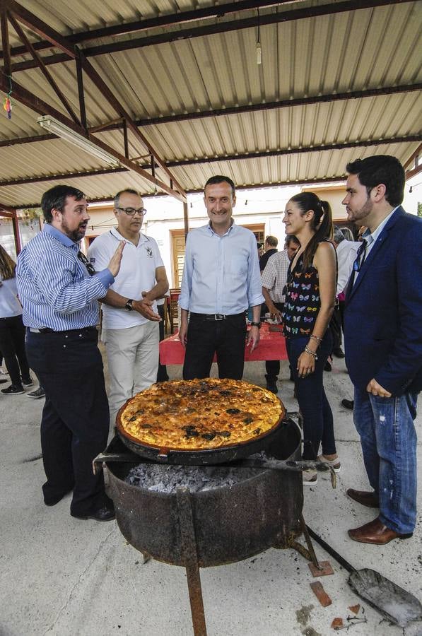 Los Amigos del Arroz con Costra con los candidatos a la Alcaldía