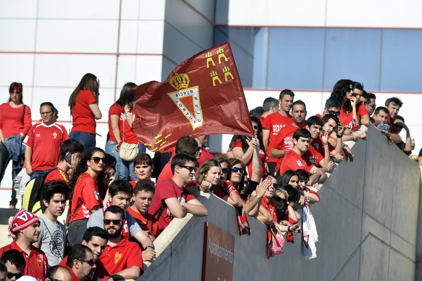 La afición grana, rumbo a Alicante