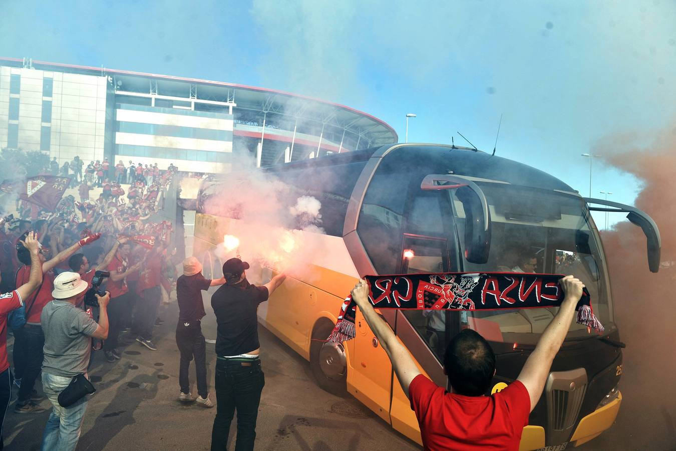 La afición grana, rumbo a Alicante