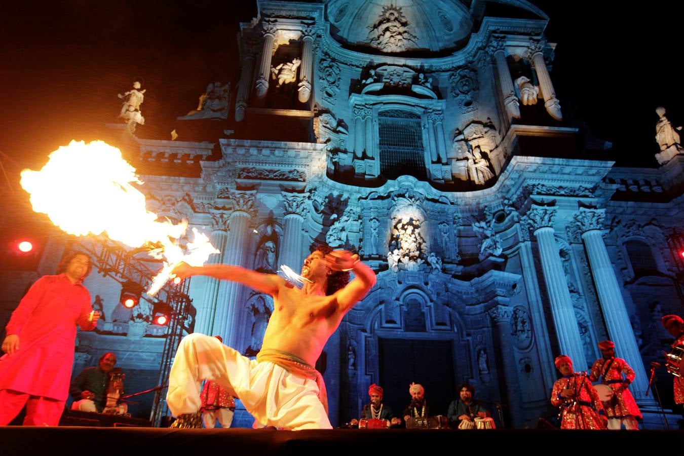 Viaje a la India para clausurar la fiesta