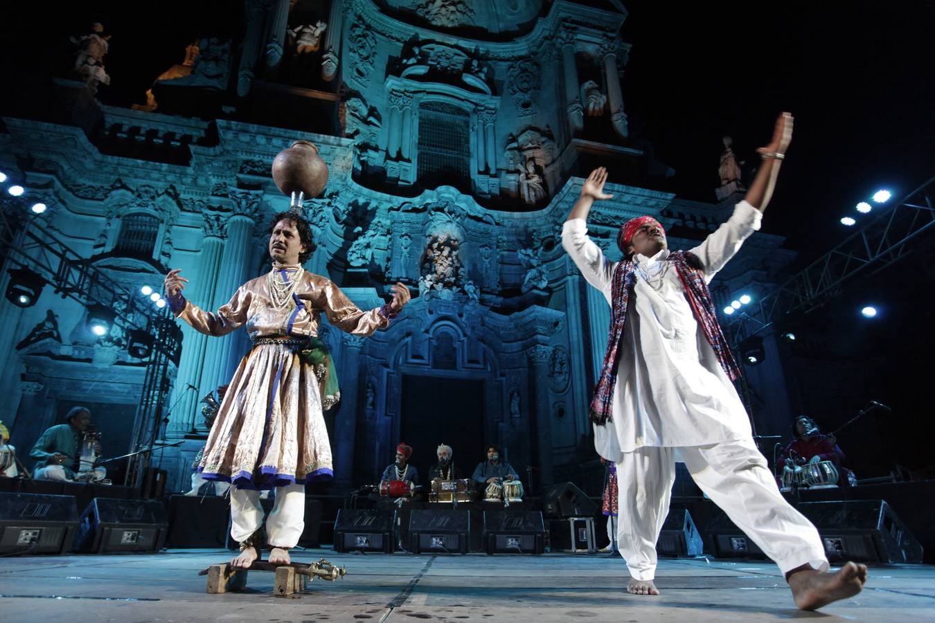 Viaje a la India para clausurar la fiesta