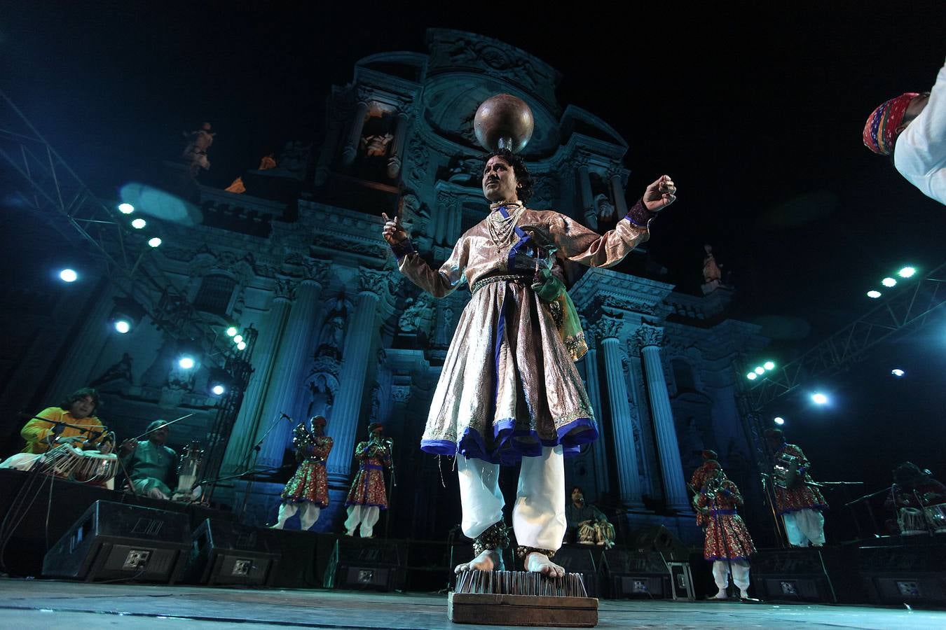 Viaje a la India para clausurar la fiesta