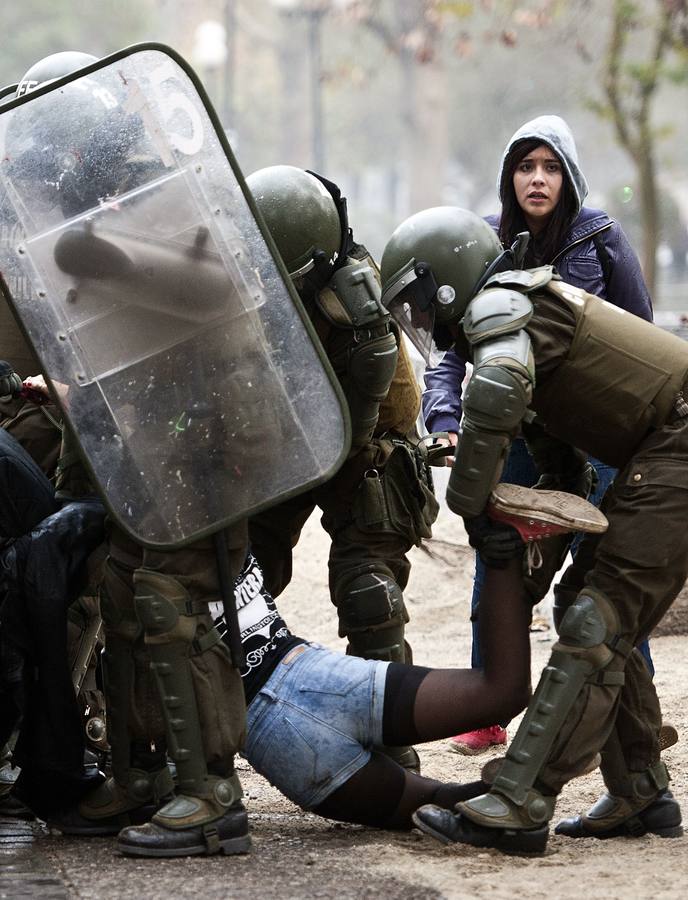 Estudiantes chilenos en pie de guerra