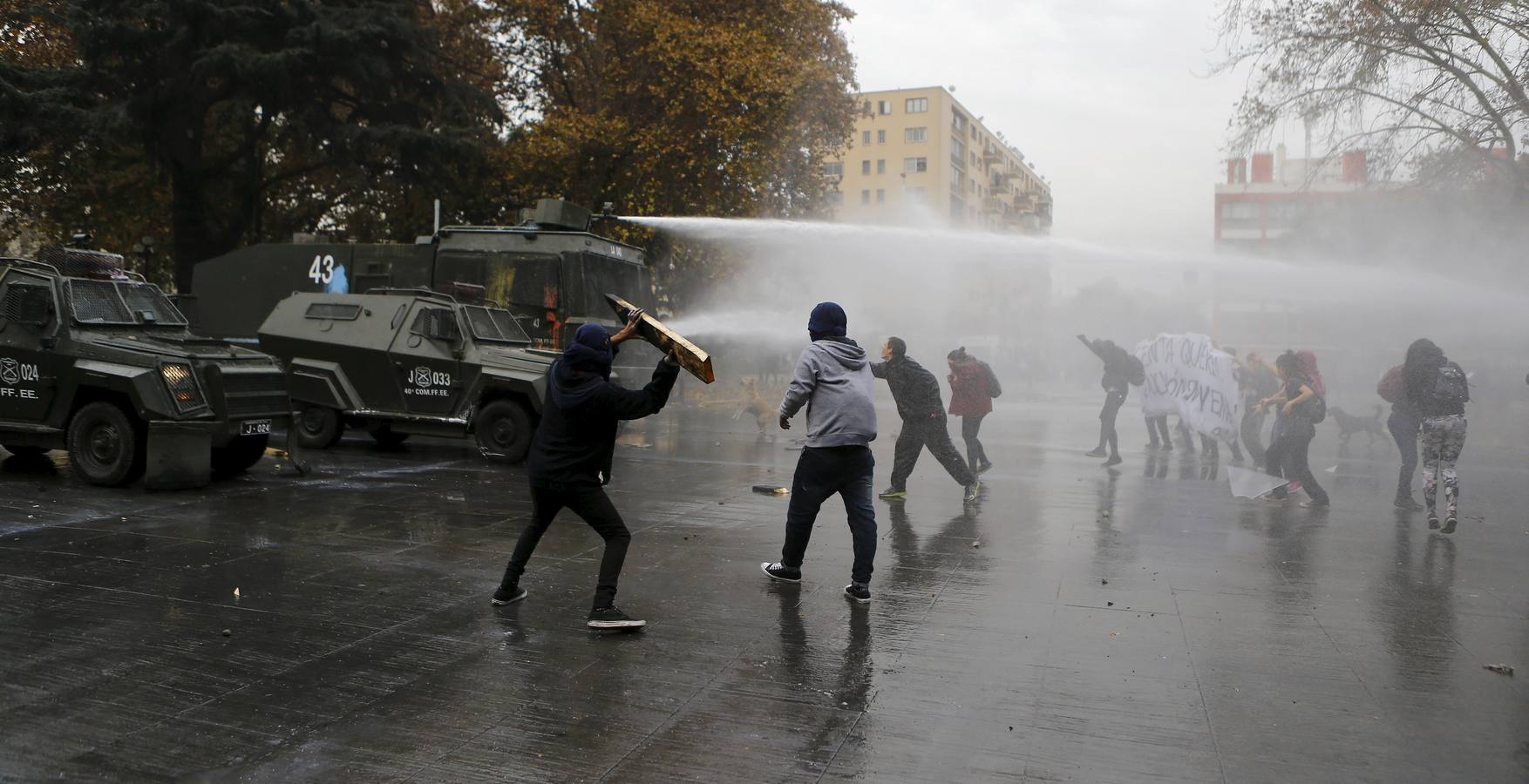 Estudiantes chilenos en pie de guerra