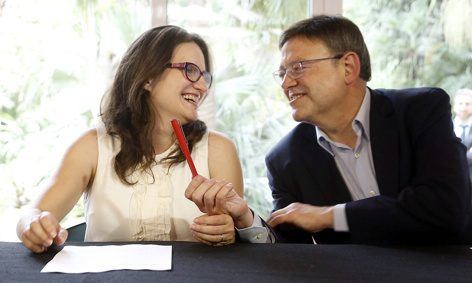 Firma del &#039;Acord del Botànic&#039;