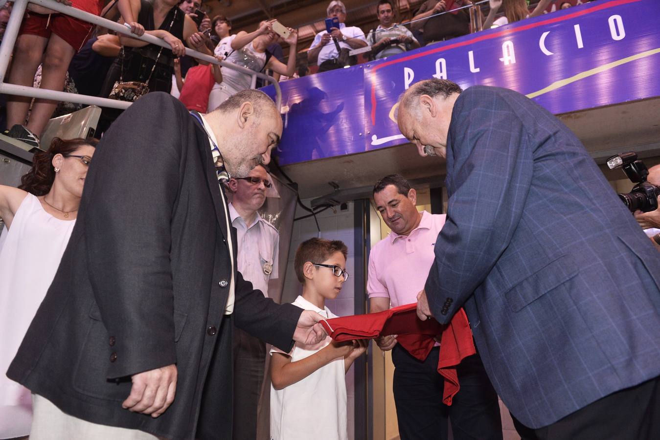 Assido homenajea a Vicente Del Bosque