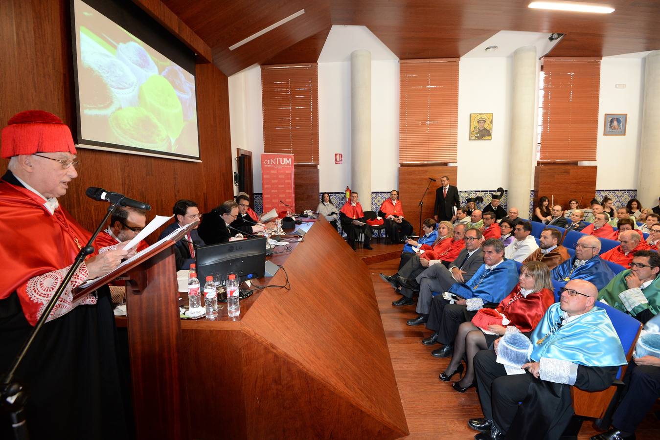 La UMU nombra doctor honoris causa al romanista Hans Ankum