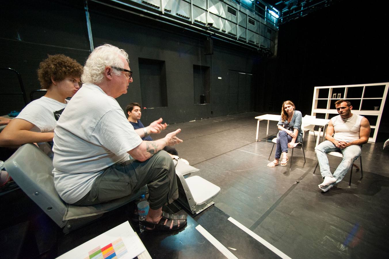 (22-06) El reconocido actor y director neoyorquino John Strasberg imparte desde este lunes un curso intensivo de interpretación, dirigido a actores profesionales, en el Centro Párraga de Murcia. Strasberg, quien ya visitó la Región el año pasado, permanecerá en Murcia hasta el próximo 5 de julio.