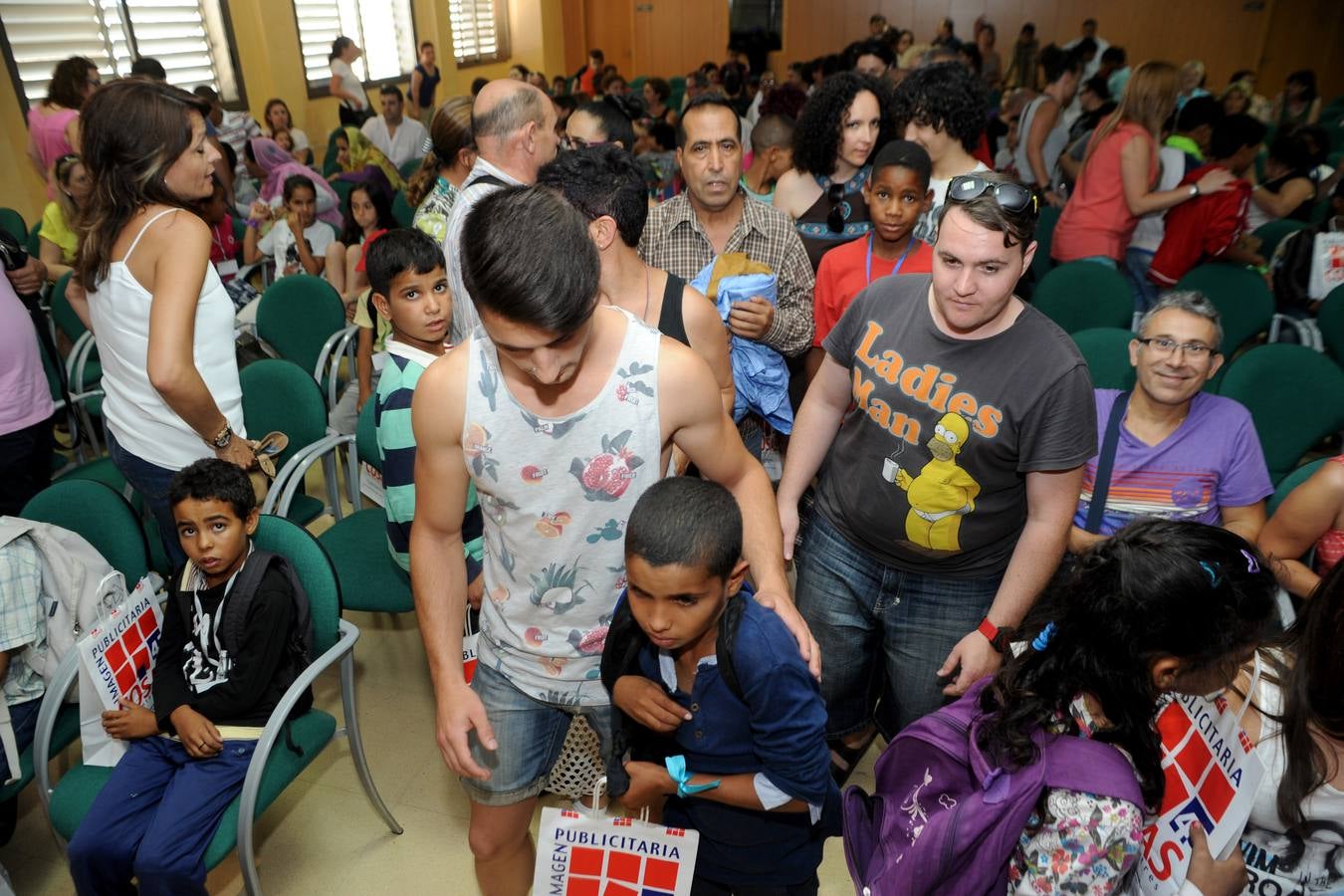Cien niños saharauis disfrutarán de unas &#039;Vacaciones en paz&#039;