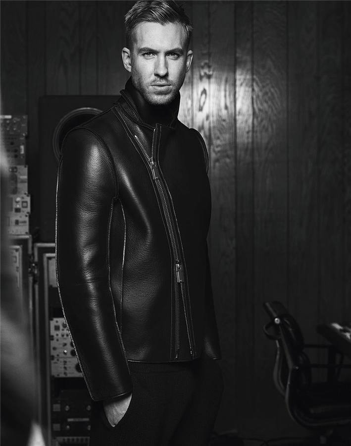 Calvin Harris se desnuda para Emporio Armani