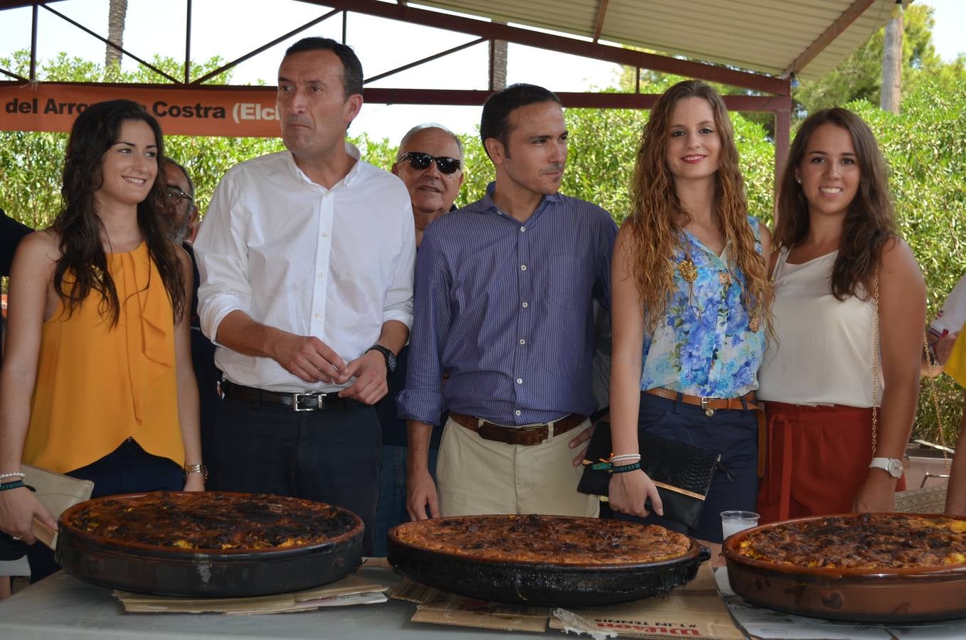 Los &#039;amigos del Arroz con Costra&#039; reúnen a los entes festeros