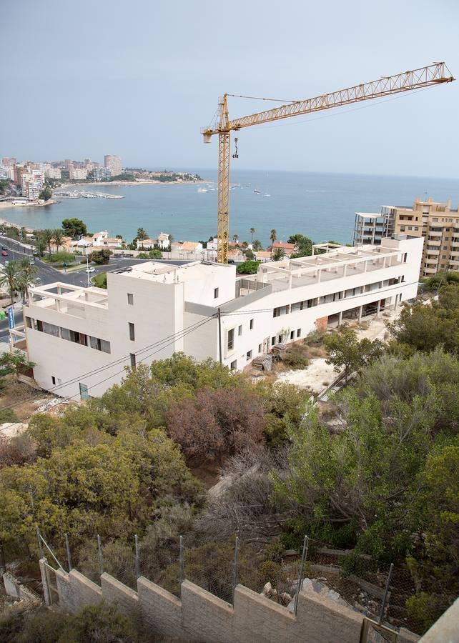 Hotel a medio construir en La Albufereta