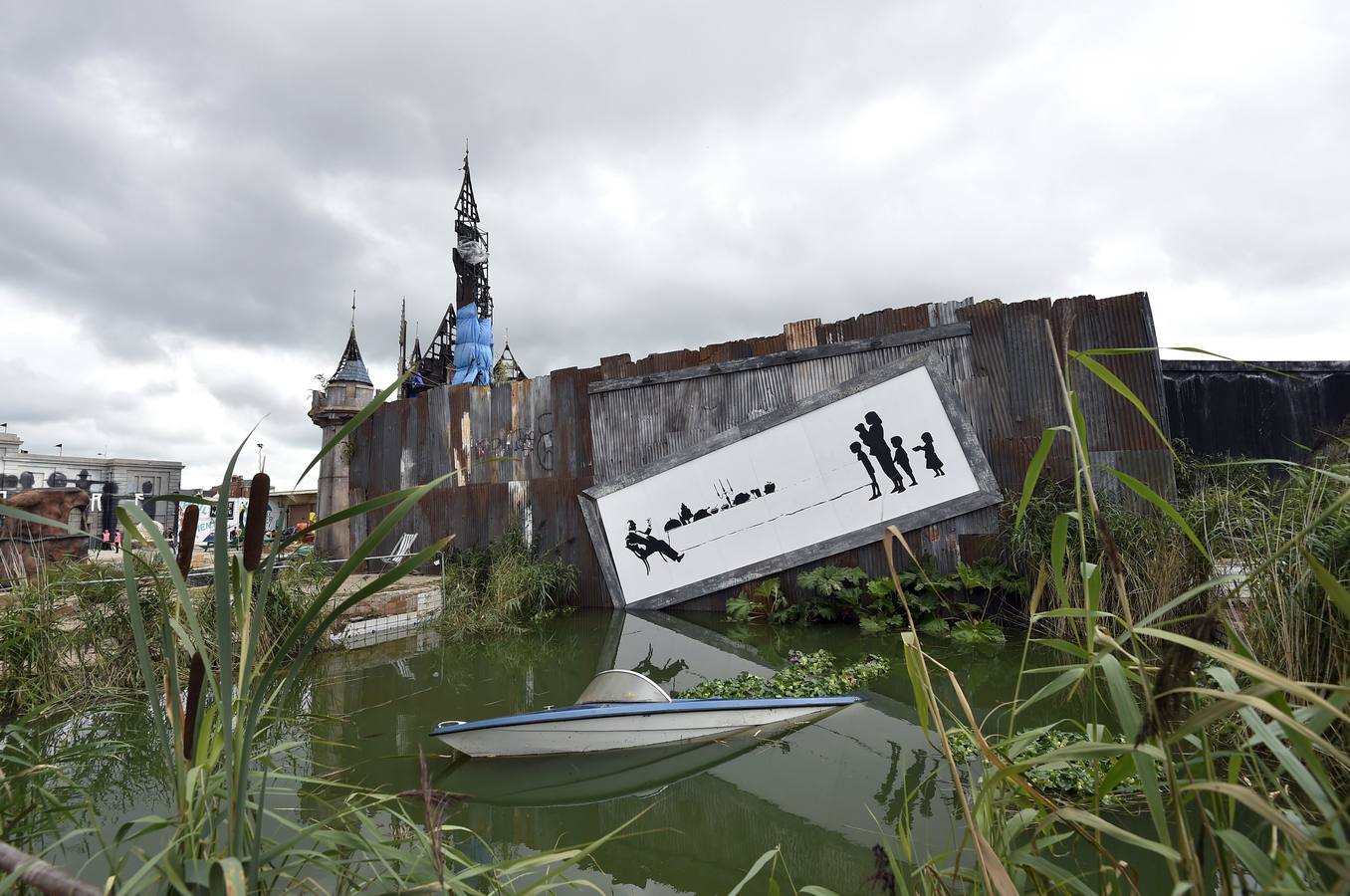 Banksy crea su propio parque de atracciones