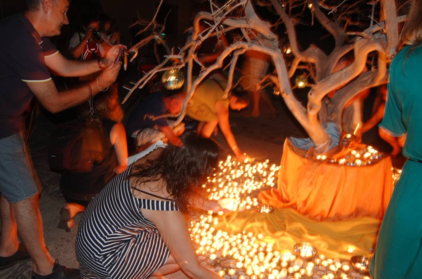 La noche en vela de Aledo acoge a 5.000 vecinos y visitantes