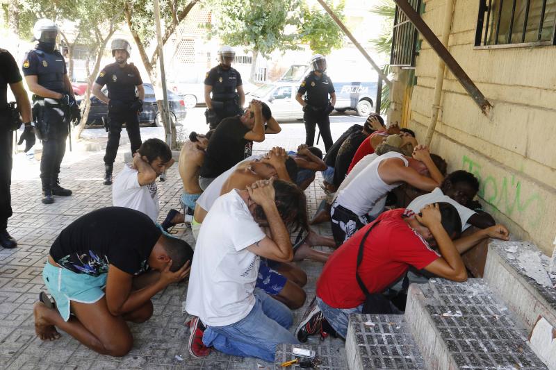 Una treintena de detenidos en una redada antidroga en La Paz