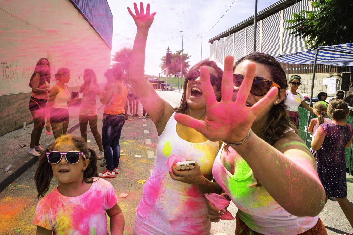 Polvos para dar color a la fiesta en Redován