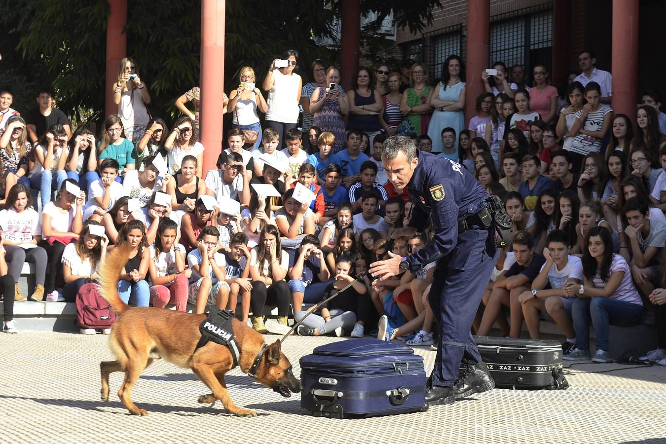 IES José Planes de Espinardo recibe el premio de la Policía Nacional &#039;Muy seguro&#039;