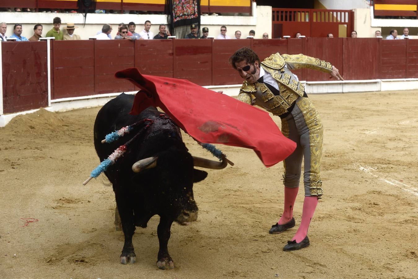 Antonio Puerta corta cuatro orejas y un rabo en la corrida de Abarán