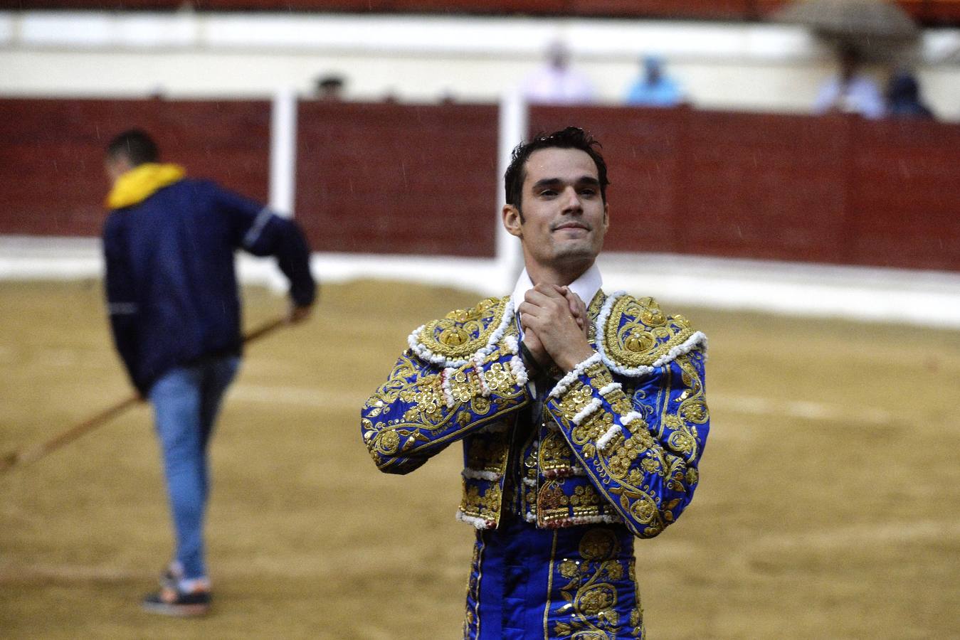 Antonio Puerta corta cuatro orejas y un rabo en la corrida de Abarán