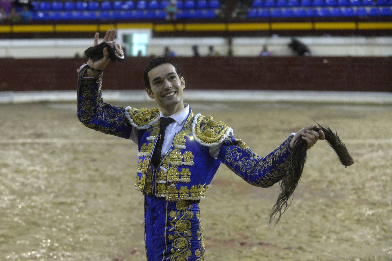 Antonio Puerta corta cuatro orejas y un rabo en la corrida de Abarán