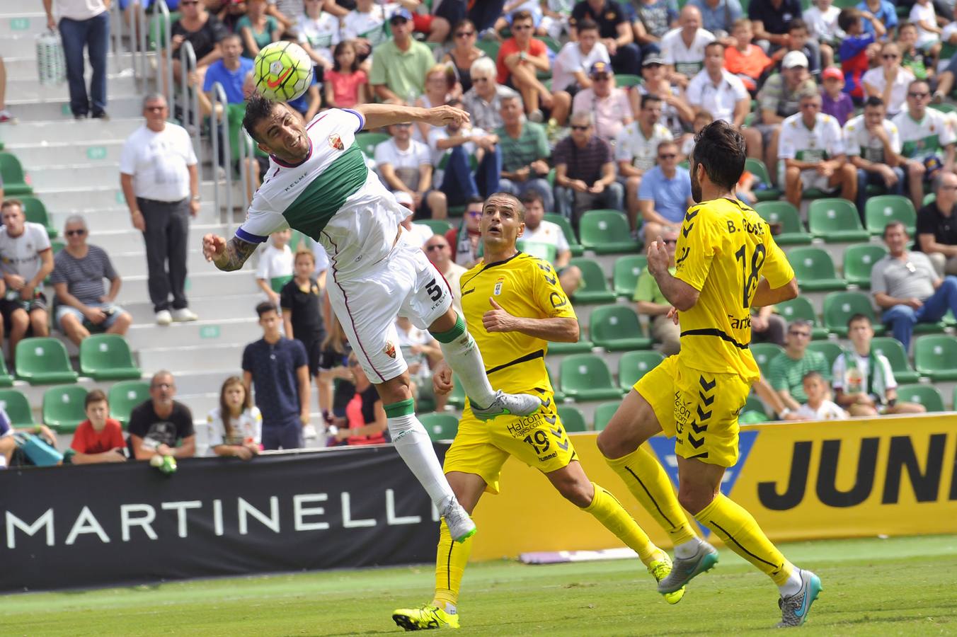 Partido entre el Elche y el Oviedo