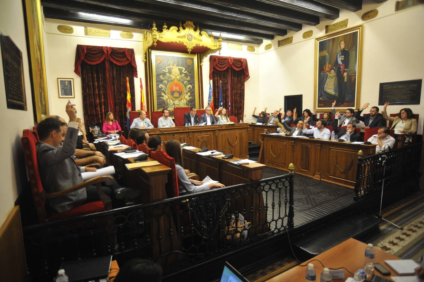 Pleno en el Ayuntamiento de Elche