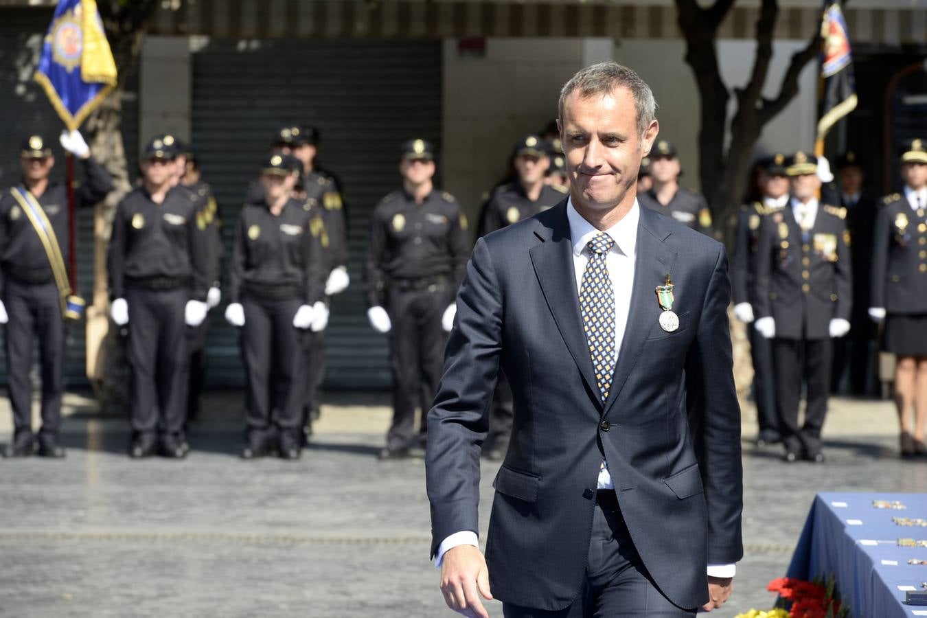 El ministro Fernández Díaz preside el acto central del Día de la Policía