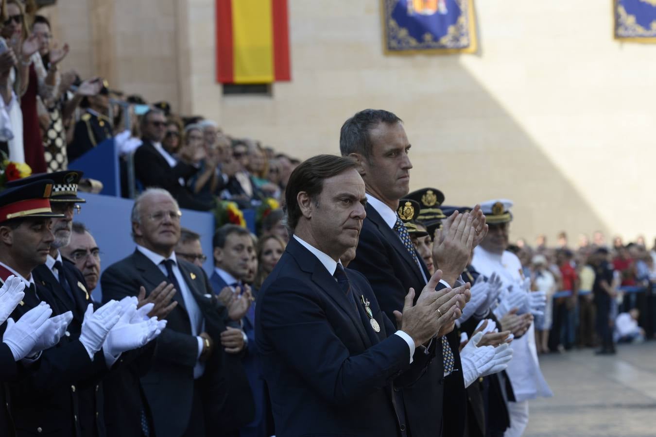 El ministro Fernández Díaz preside el acto central del Día de la Policía