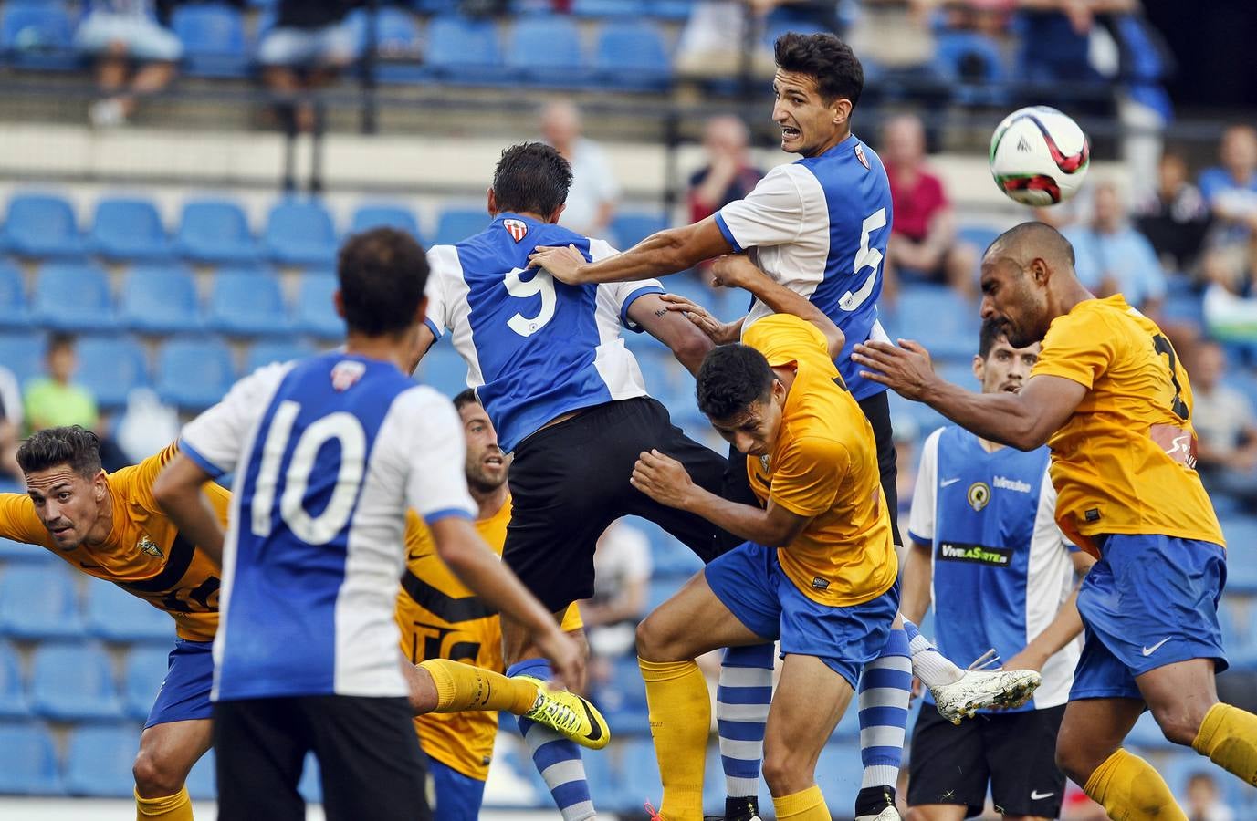 Las mejores imágenes del Hércules - Badalona (2-0)