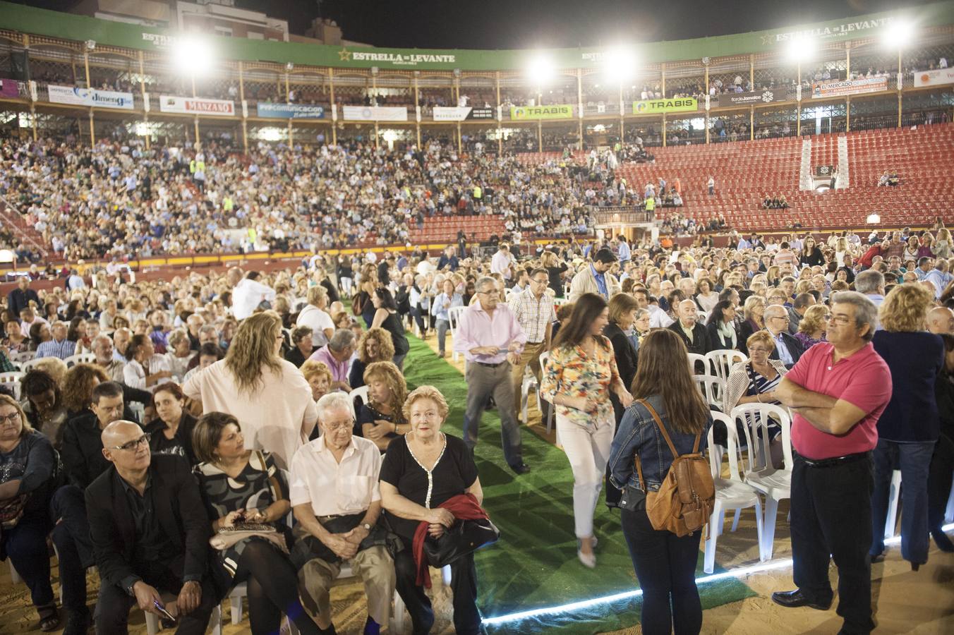 Raphael suena a orquesta