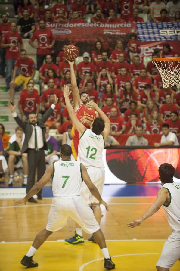 Los árbitros deciden el triunfo a favor de Unicaja (58-60)