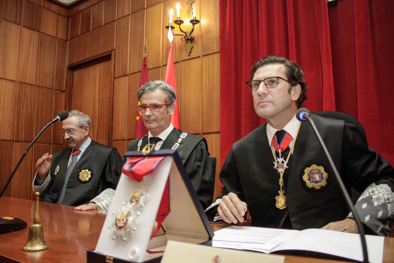 José Luis Díaz Manzanera recibe la Cruz de la Orden de San Raimundo de Peñafort