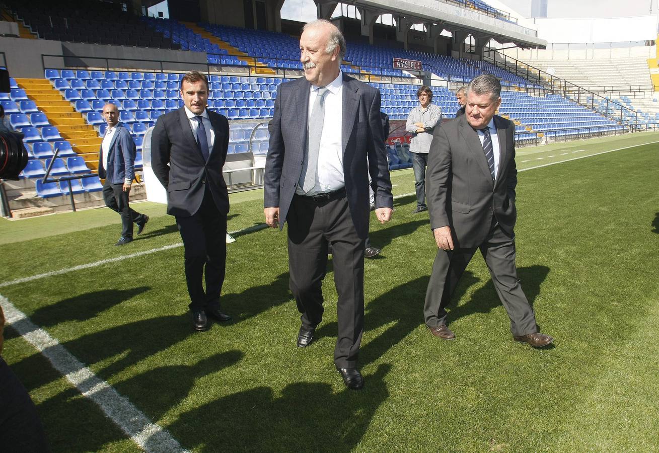 Del Bosque se toma el España-Inglaterra en el Rico Pérez como si fuera un partido oficial