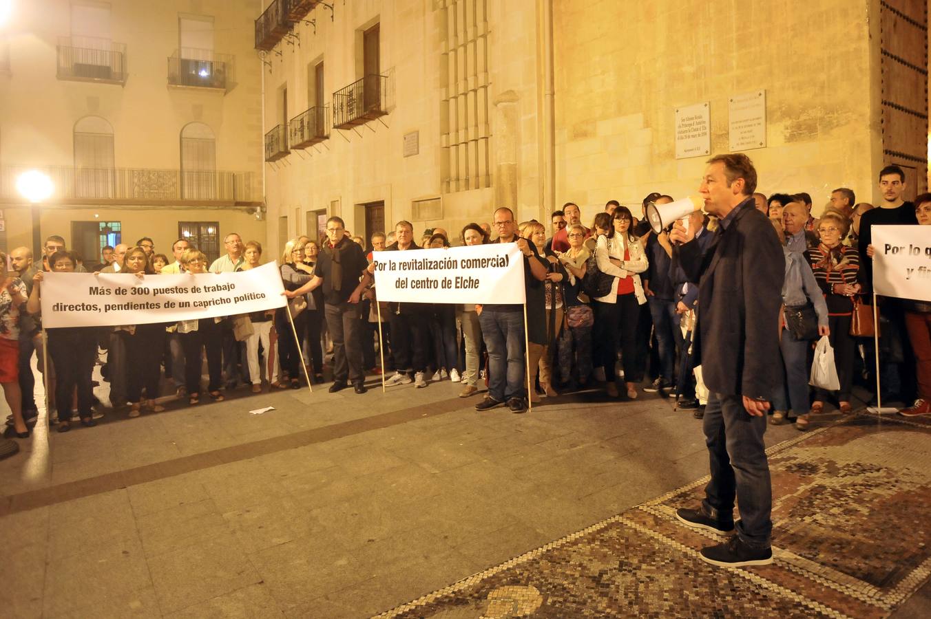 Los placeros quieren el nuevo edificio para el Mercado Central