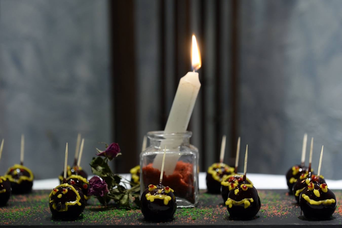 Bolas de queso de rulo con frutos secos