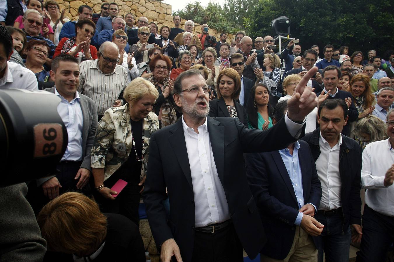 Mariano Rajoy clausura un acto en Finestrat y pasea por Calpe