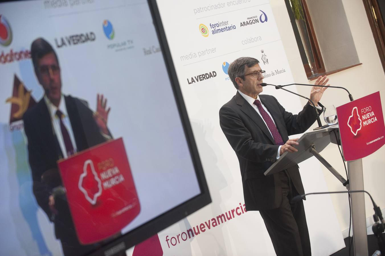 El presidente de Vodafone España, Francisco Román, en el Foro Nueva Murcia