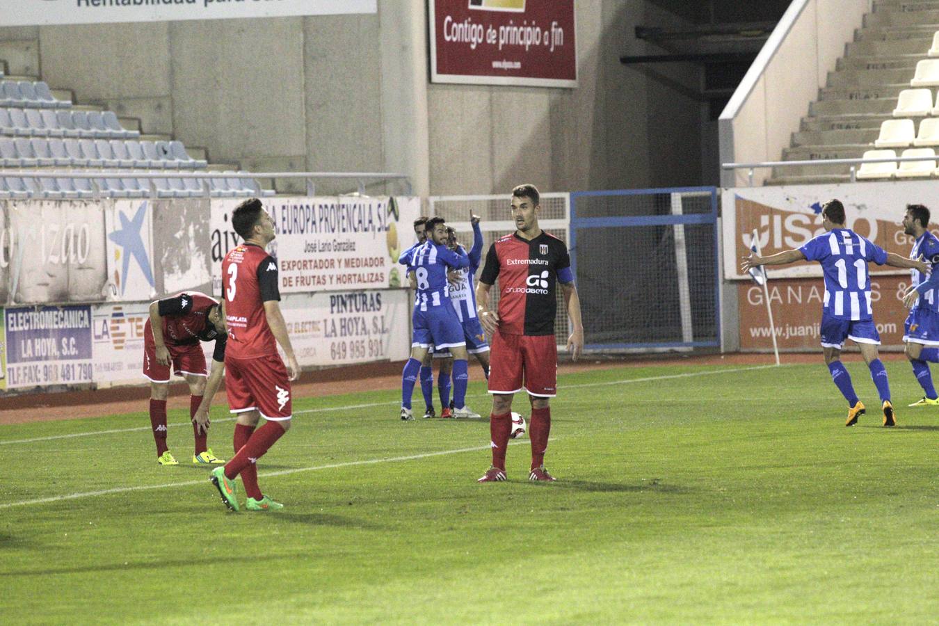 Imágenes del partido La Hoya Lorca-Mérida