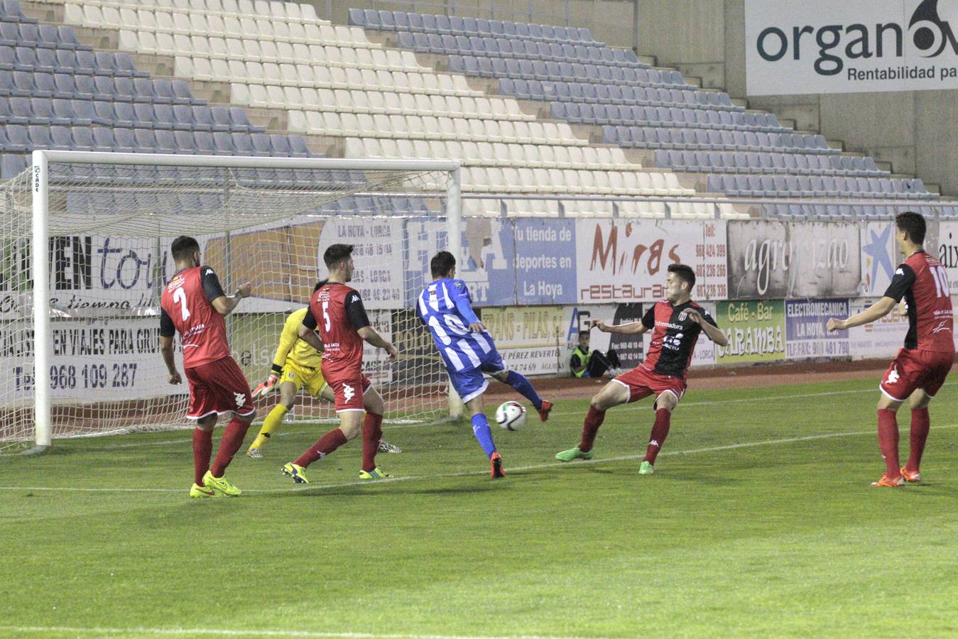 Imágenes del partido La Hoya Lorca-Mérida