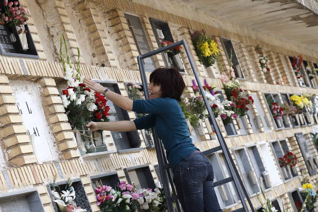 La Región recuerda a sus difuntos