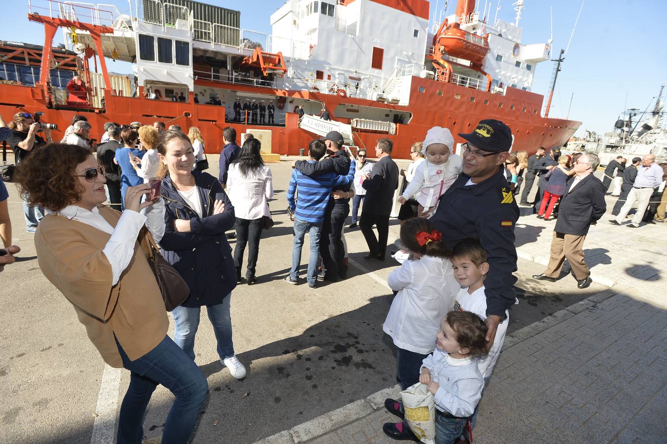 El Hespérides zarpa de nuevo