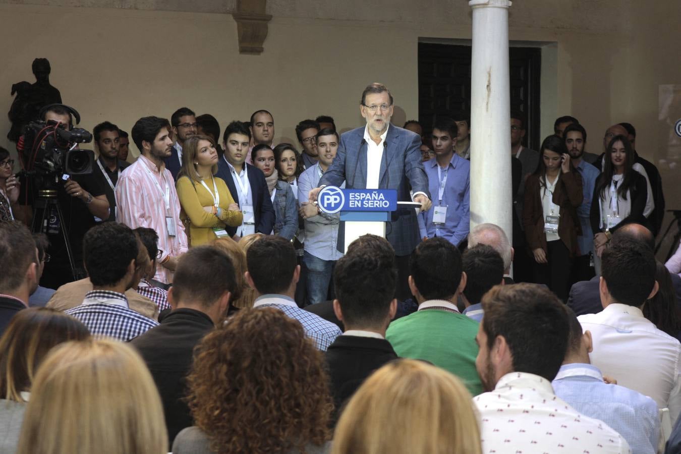 Rajoy clausura el congreso de Nuevas Generaciones en Lorca