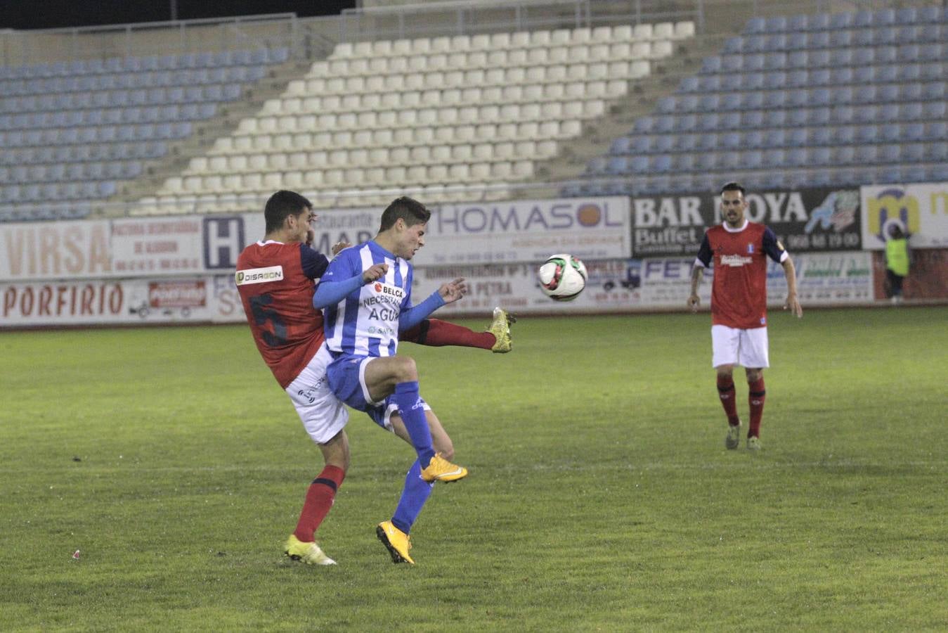 La Hoya no levanta el pie ante el Recre (2-1)