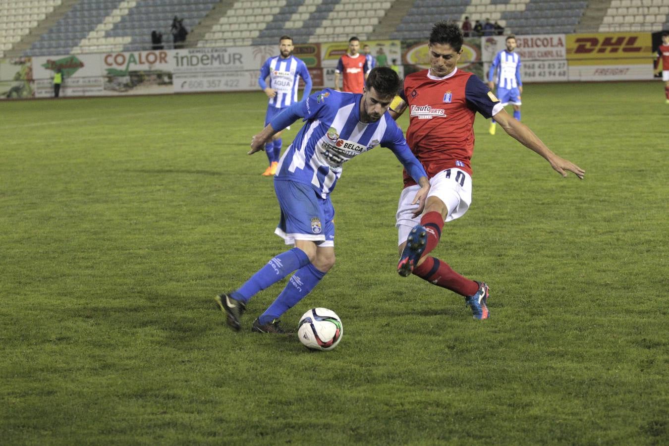 La Hoya no levanta el pie ante el Recre (2-1)